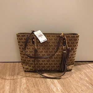 Michael Kors Purse. New with tags attached.